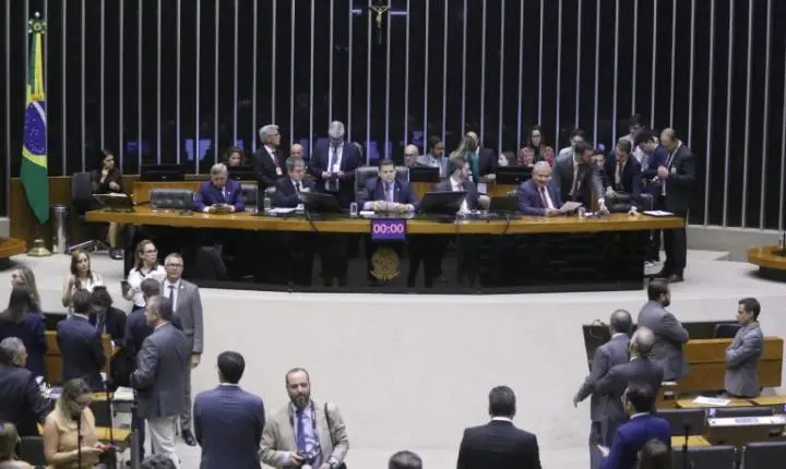 Congresso Nacional vota 90 vetos presidenciais em sessão conjunta nesta quinta-feira