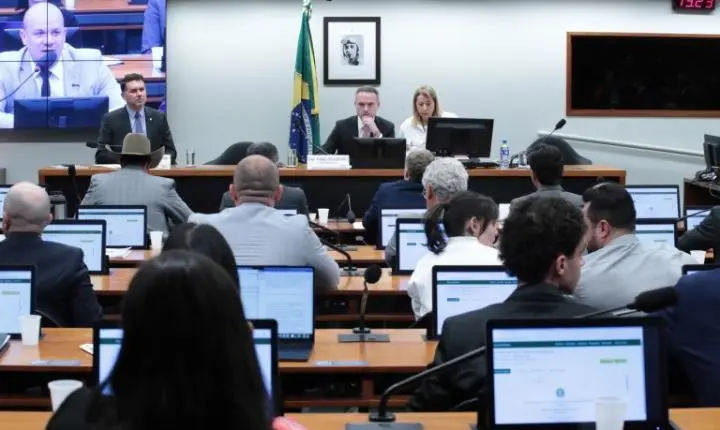 Conselho de Ética da Câmara vota suspensão de deputado Marcos Pollon e outros pareceres