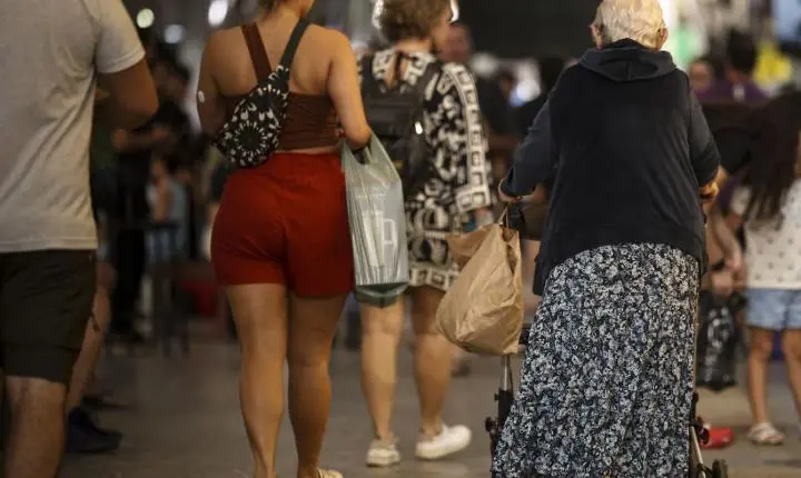 Corte de gastos públicos em larga escala afetará a área social, dizem especialistas