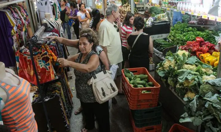 Corte em benefícios sociais ameaça a economia de cidades do interior