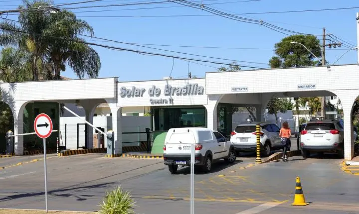 Defesa de Jair Bolsonaro solicita a Alexandre de Moraes prorrogação de prisão domiciliar