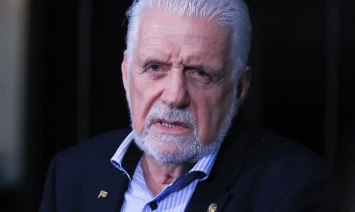 Depoimento de Jaques Wagner à Polícia Federal é adiado pela defesa