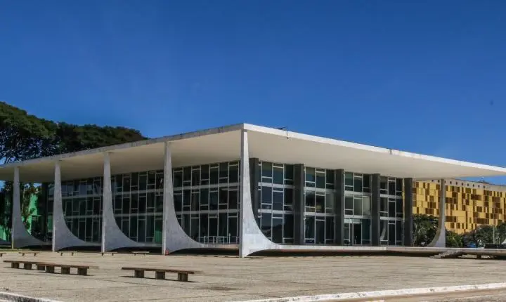 Flávio Dino aciona Polícia Federal após TCU identificar R$ 55,4 milhões em emendas suspeitas