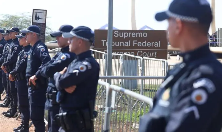 Flávio dino cuestiona ato de fachin no supremo tribunal federal