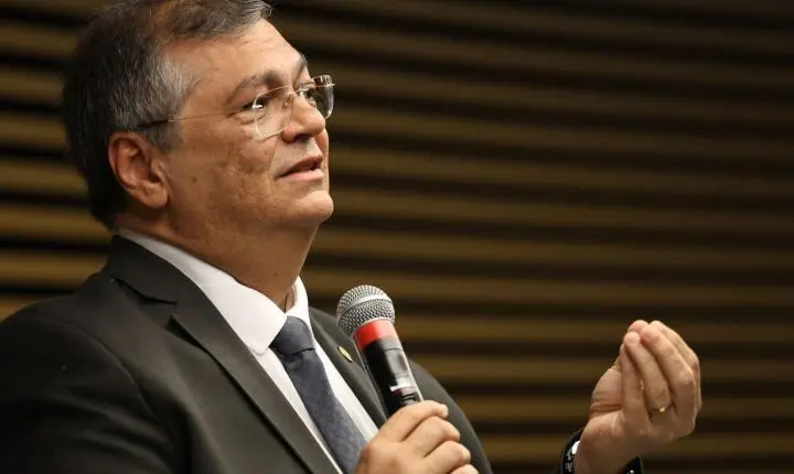 Flávio Dino determina plano emergencial para reestruturar a fiscalização da CVM