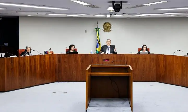 STF debate dispensa de diploma de jornalista em julgamento na Primeira Turma
