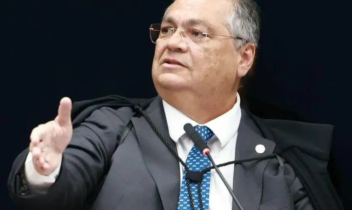 Flávio Dino nega soltura de Deolane Bezerra, investigada por suposta ligação com o PCC