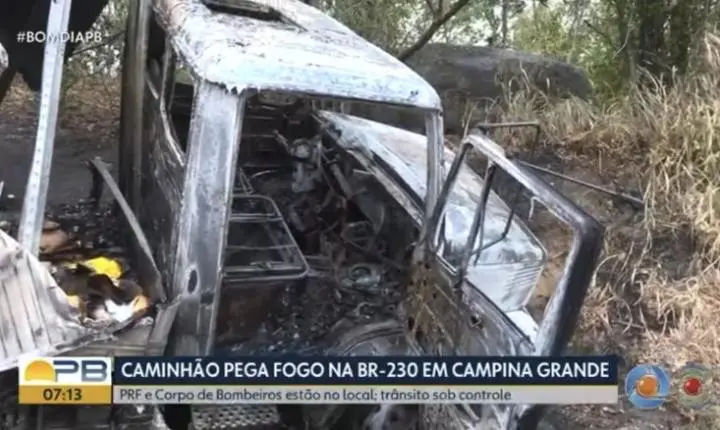 Chuva provoca acidentes na BR-230 entre Campina Grande e João Pessoa