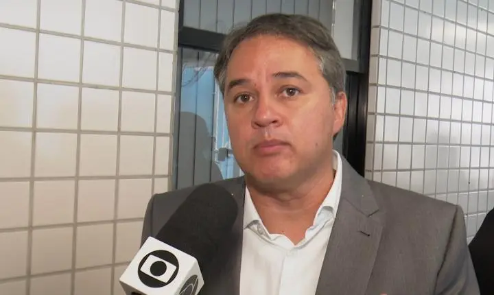 Efraim Filho propõe incentivos ao turismo na Paraíba e novas vias no Litoral Sul