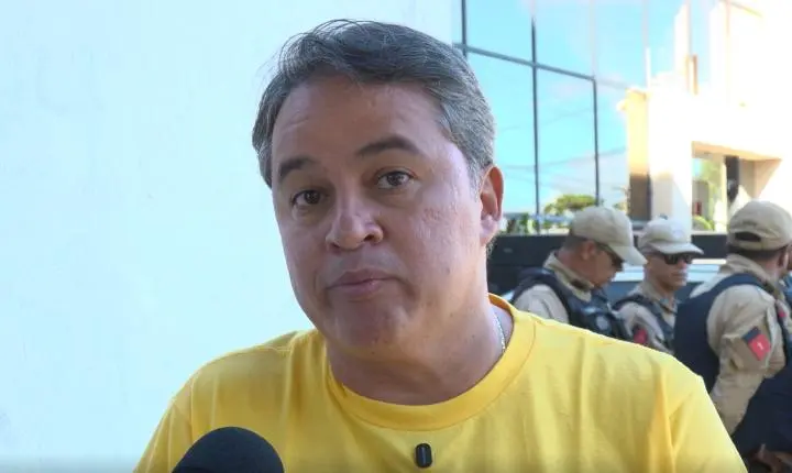 Efraim Filho propõe estágio para facilitar acesso ao mercado de trabalho