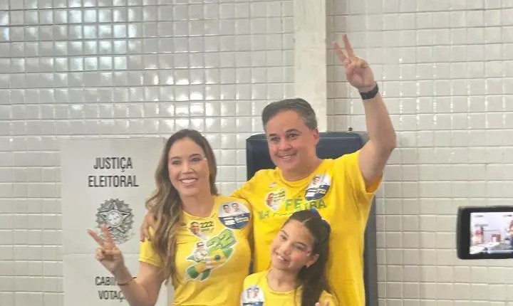 Efraim Filho vota em João Pessoa e projeta segundo turno na Paraíba