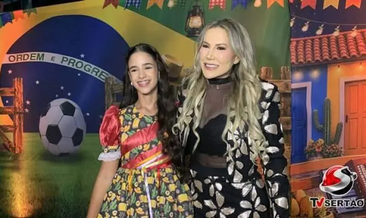 Empresária Juliana Consolida Sucesso na 7ª Edição do Tradicional São João do Grupo Tia Ju