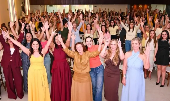 Encontro de mulheres reúne diferentes segmentos em apoio à candidatura de Nil Mendes em João Pessoa