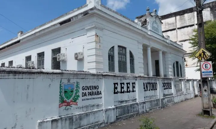 Escola pública em João Pessoa é alvo de furto e tem equipamentos levados