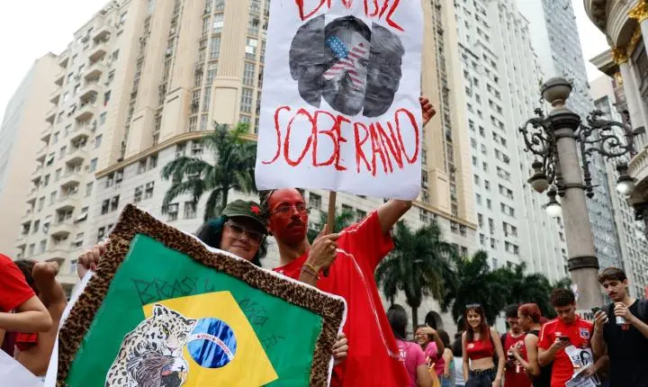 Estudantes realizam protesto no Rio de Janeiro em apoio à candidatura de Lula