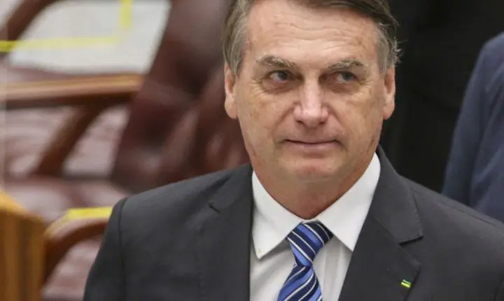 Exército entrega armas de Bolsonaro à PF por ordem do STF; duas estão desaparecidas