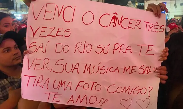 Fã carioca supera câncer de mama e viaja ao São João de Campina Grande para ver show de Pablo