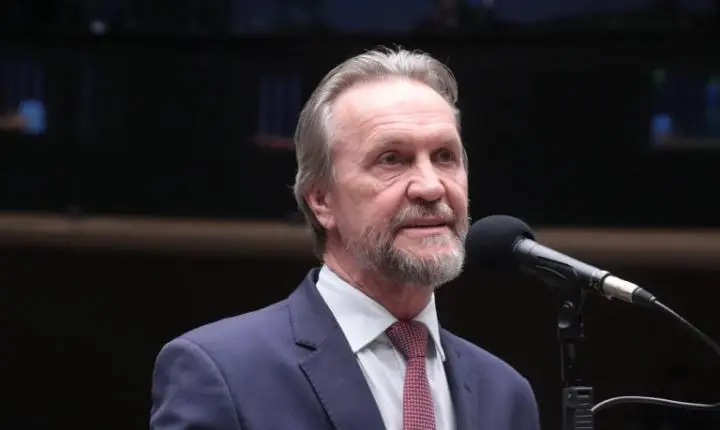 Federação PT-PCdoB-PV apoia Hugo Motta na Câmara dos Deputados