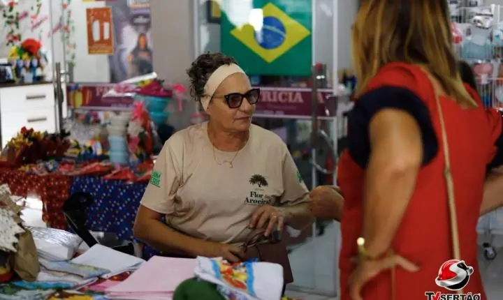 Feira impulsiona economia, destaca mulheres empreendedoras e fortalece identidade de Bom Jesus