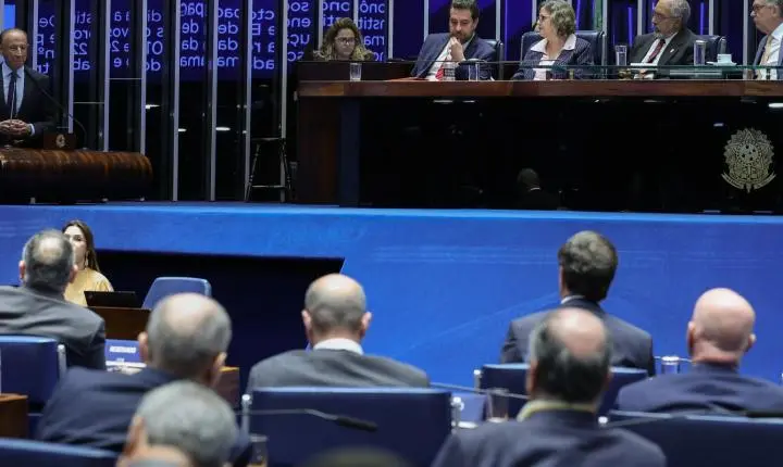 Fim da escala 6x1: entenda as etapas da tramitação da PEC no Senado Federal