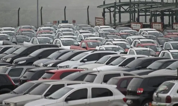 Financiamento de veículos no primeiro semestre cresce 10,9% com alta puxada por veículos usados
