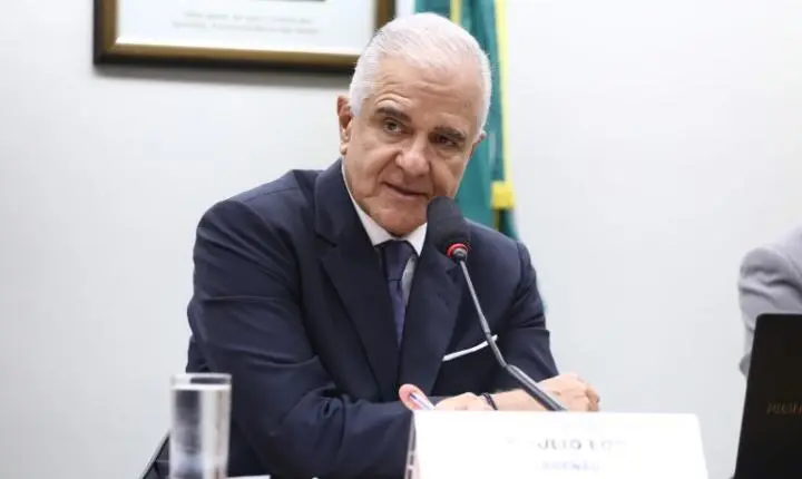 Frentes parlamentares criticam fim da isenção de impostos para compras internacionais