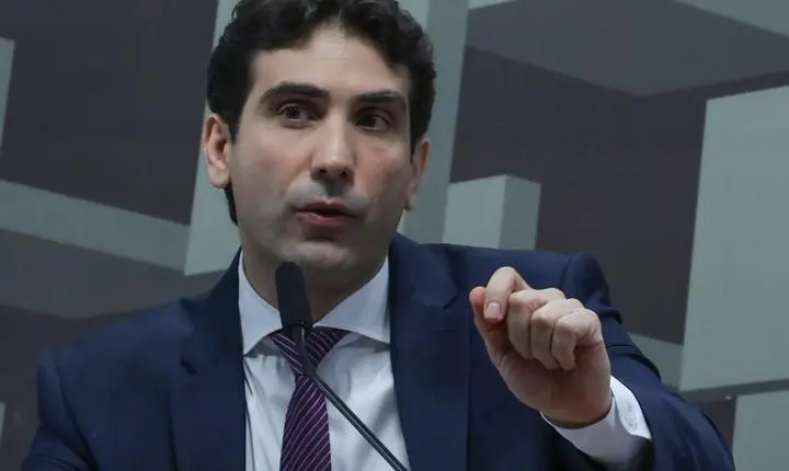 Gabriel Galípolo, do Banco Central, condena pressão de empresas para utilizar garantias do FGC