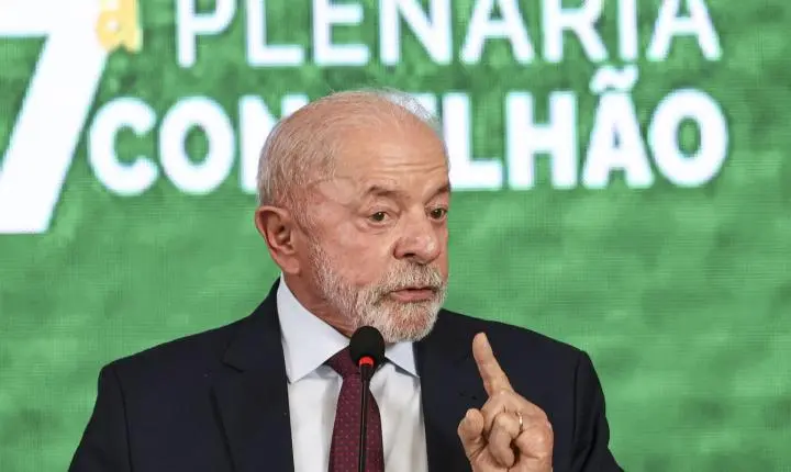 Lula propõe devolução de celular roubado em agências dos Correios