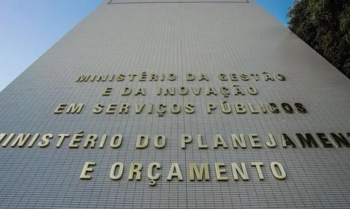 Governo libera R$ 5,1 bilhões em crédito suplementar para saúde e BPC
