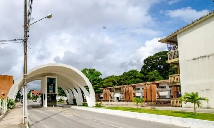 Greve de servidores técnico-administrativos da UFPB chega ao terceiro mês após descumprimento de acordo