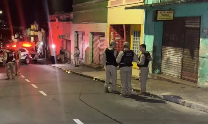 Polícia investiga homicídio em João Pessoa após homem ser atingido por tiros no Centro