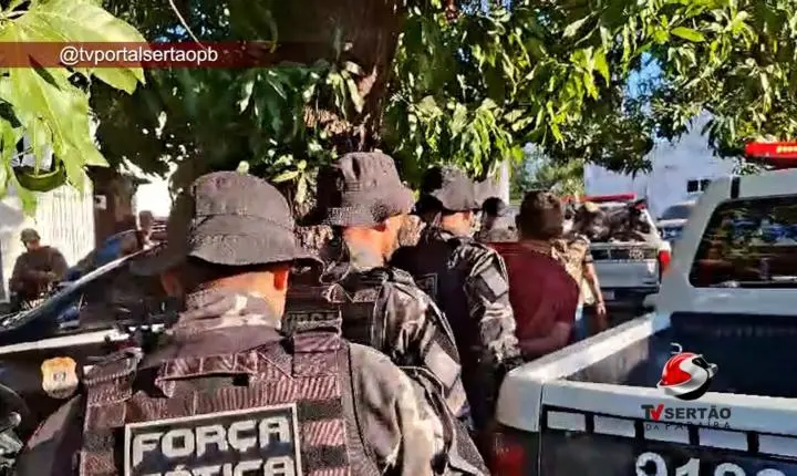 Homem é preso pela ROTAM após quebrar medida protetiva e tentar matar ex-esposa pela segunda vez em Cajazeiras