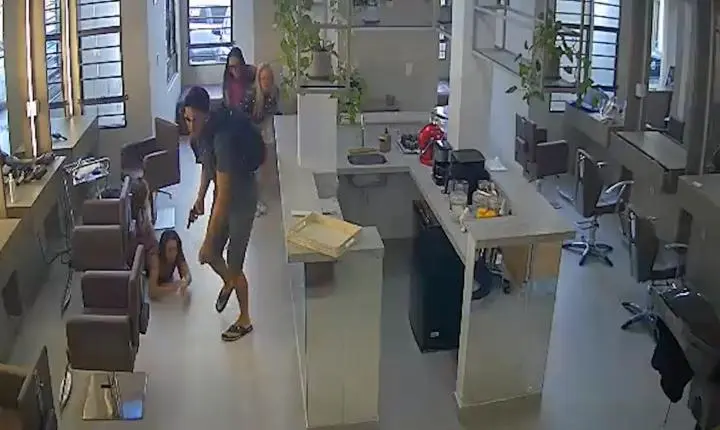 Prisão de suspeito em assalto a salão de beleza na orla de João Pessoa