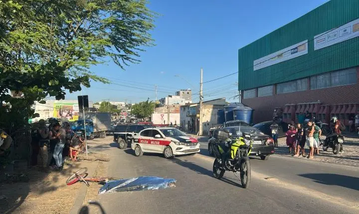 Ciclista morre atropelado por carreta no bairro das Malvinas em Campina Grande