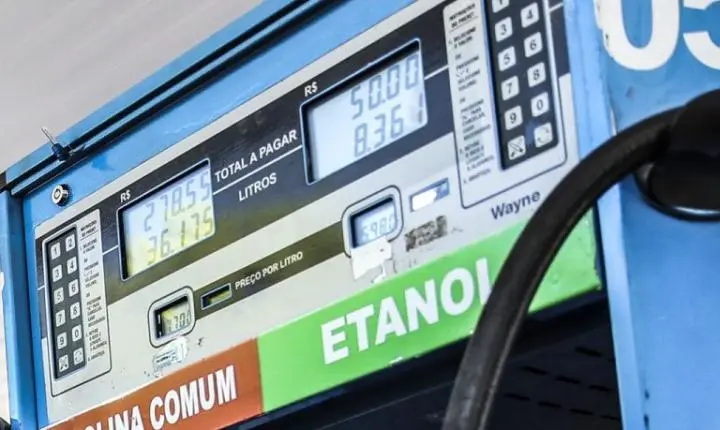 Hugo Motta aprova ampliação do percentual de etanol na gasolina