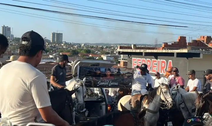 Câmeras flagram motorista suspeito de acidente que matou criança no Agreste da PB