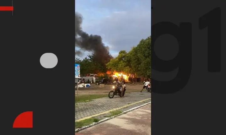 Incêndio destrói três moradias na comunidade Portelinha, em Cabedelo