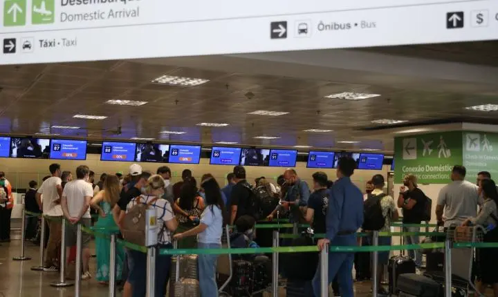 Fluxo de passageiros nos aeroportos deve chegar a 400 mil durante o Corpus Christi