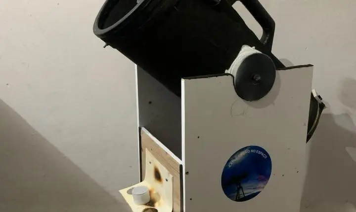 Estudante paraibano constrói telescópios com materiais simples, viraliza nas redes sociais e explora o espaço