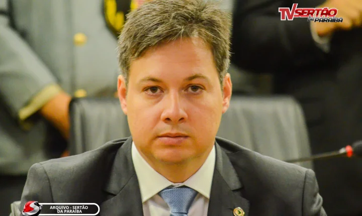 Júnior Araújo amplia protagonismo político com atuação firme e foco direto nas demandas da população