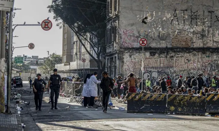 Ex-agentes da Guarda Civil Metropolitana são condenados por atuar em mercado ilegal de armas na Cracolândia