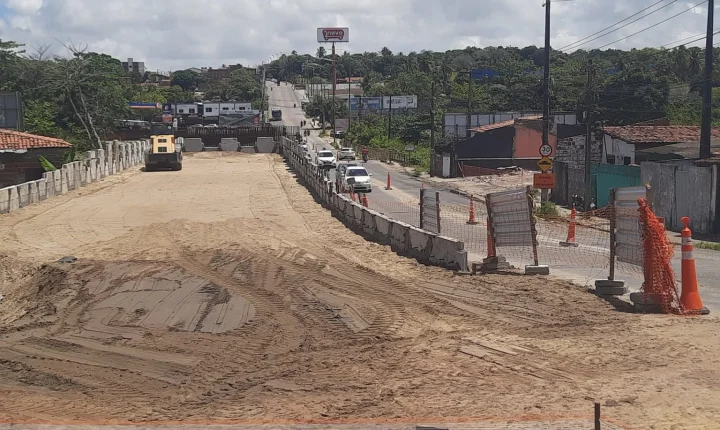 Alteração no trânsito em João Pessoa bloqueia ladeira neste sábado