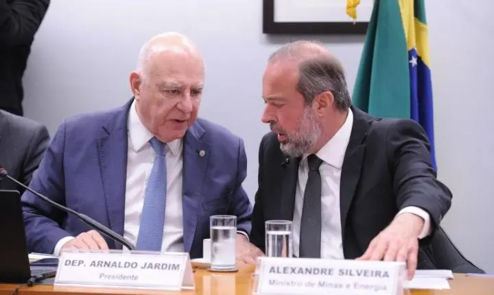 Lei do Combustível do Futuro deve atrair R$ 200 bilhões em investimentos