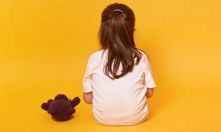 Lei na Paraíba estende programa 'Paraíba que Acolhe' a órfãos de feminicídio