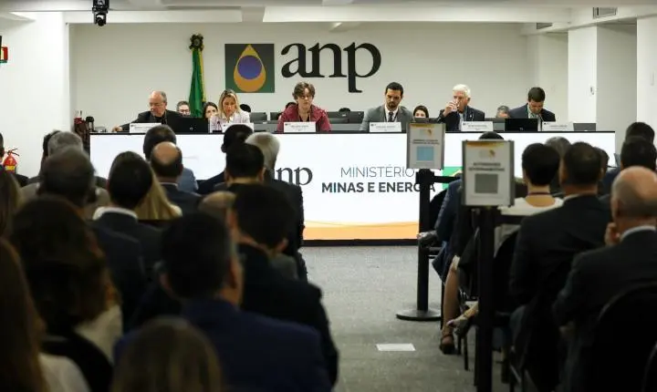 Leilão da ANP arrecada R$ 3 bilhões com a concessão de 49 blocos exploratórios
