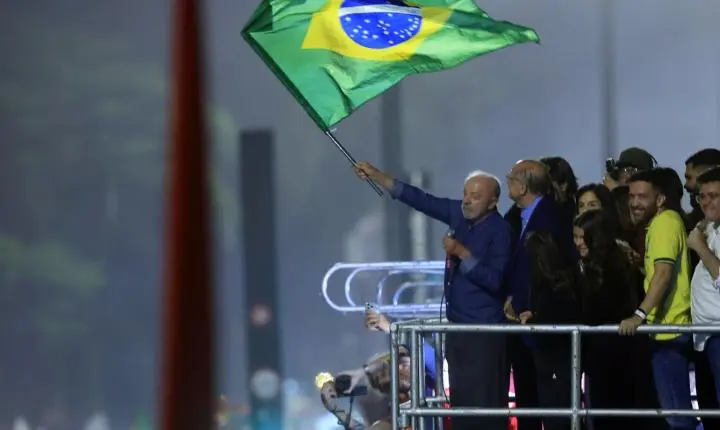 Líderes estrangeiros celebram a vitória de Lula na presidência