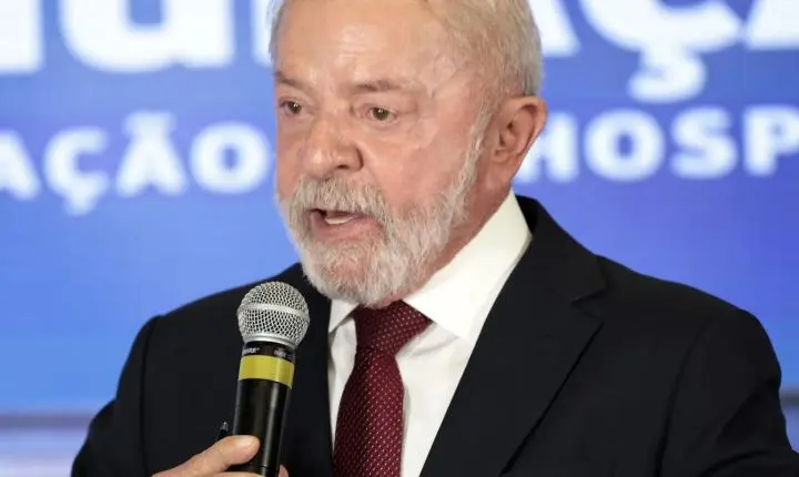 Lula inicia sessões de radioterapia no couro cabeludo após cirurgia de pele