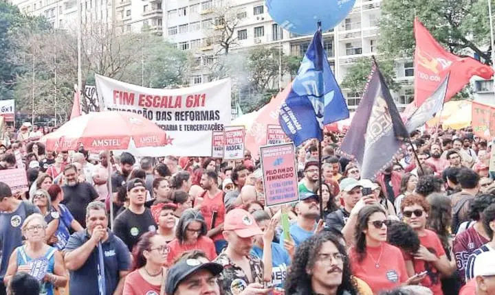 Centrais sindicais e movimentos sociais exigem o fim da escala 6x1 e combate ao feminicídio em São Paulo