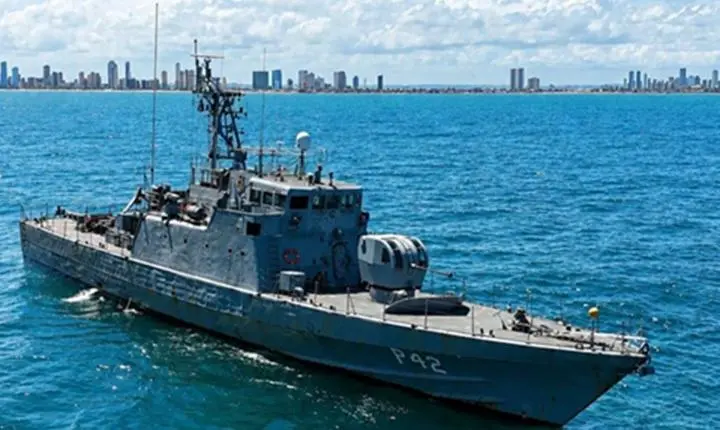 Marinha abre visitação gratuita ao navio-patrulha Graúna no Porto de Cabedelo