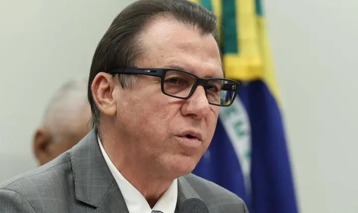 Marinho pede ação do STF contra uso irregular do MEI